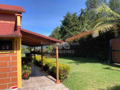 Casa de 3 alcobas en venta en San Felix, Bello, 997 m² · foto 4 de 20