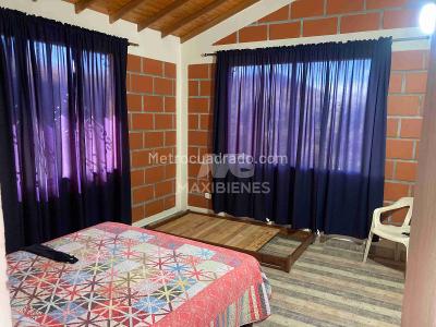 Casa de 3 alcobas en venta en San Felix, Bello, 997 m² · foto 12 de 20