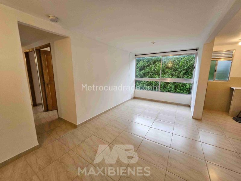 Apartamento de 3 alcobas en arriendo en Manga Arriba - 2