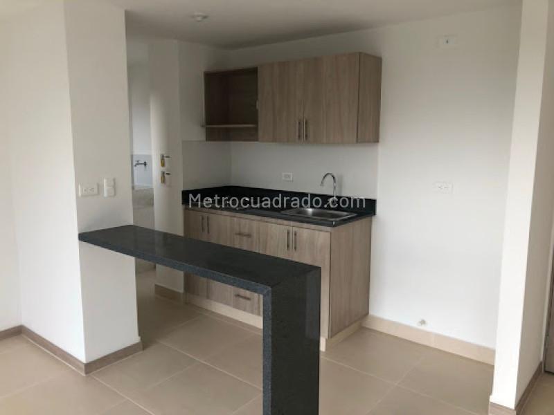 2BR Apartment in Fontibon (58 m²) - 3