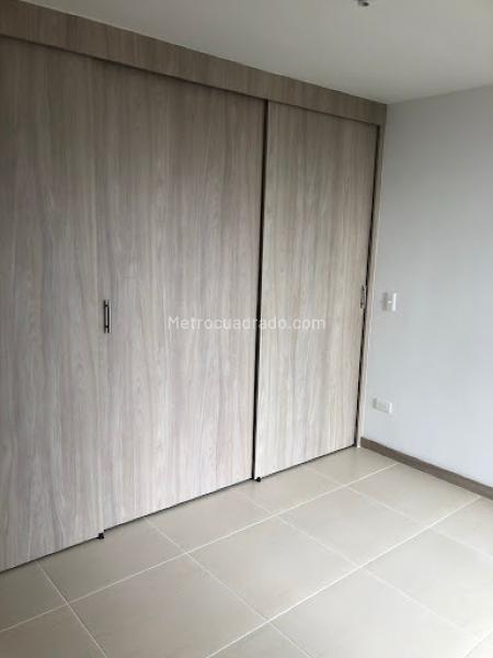 2BR Apartment in Fontibon (58 m²) - 4