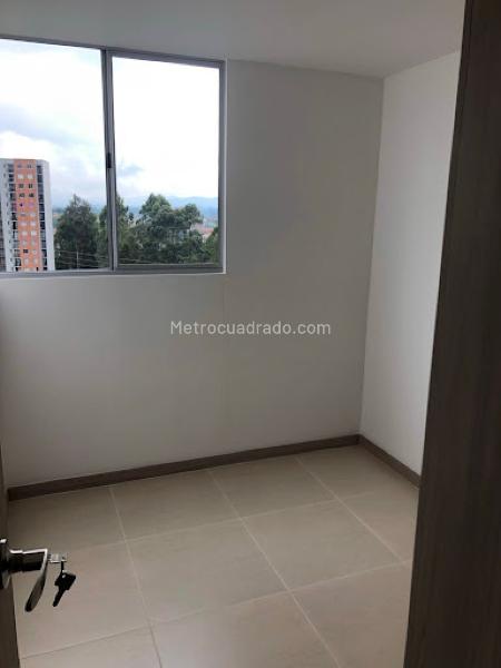 2BR Apartment in Fontibon (58 m²) - 5