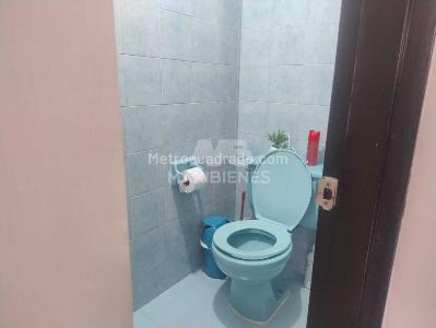 Apartamento de 2 alcobas en venta en Parque Principal, Sabaneta, 79 m² · foto 3 de 10