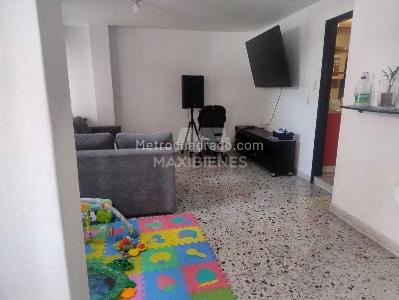Apartamento de 2 alcobas en venta en Parque Principal, Sabaneta, 79 m² · foto 4 de 10