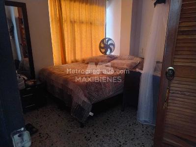 Apartamento de 2 alcobas en venta en Parque Principal, Sabaneta, 79 m² · foto 8 de 10
