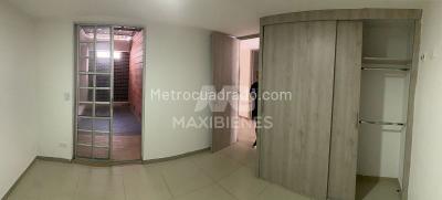 Apartamento de 3 alcobas en venta en Estadio, Medellín, 147 m² · foto 7 de 8
