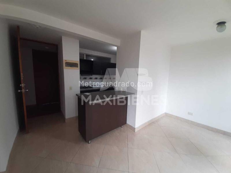 Apartamento Disponible de 3 Alcobas en Calasanz - 4