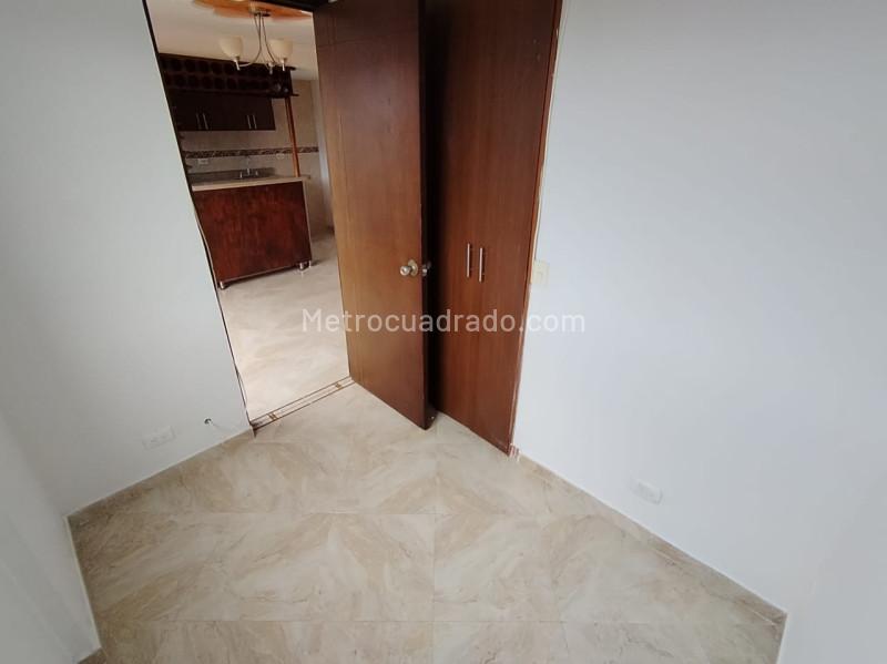 Apartamento en Arriendo de 3 Alcobas en Robledo La Pola - 6