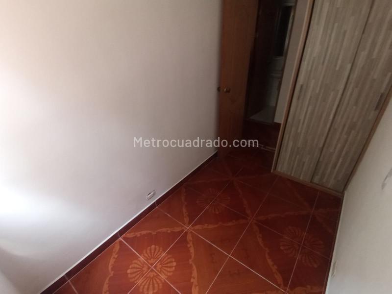 Apartamento en Arriendo de 3 Alcobas en La Aurora (Robledo) - 2