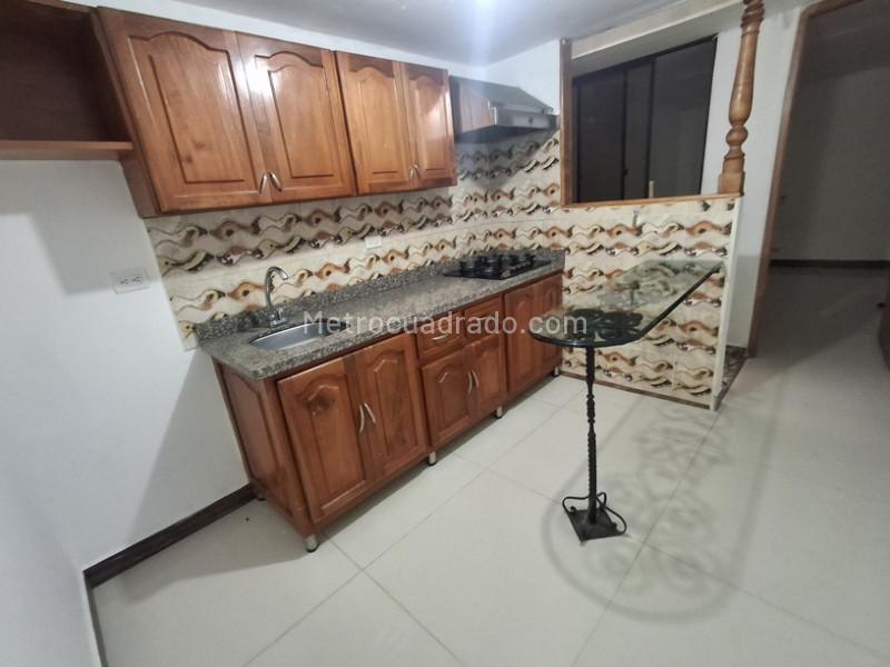 Casa de 4 Alcobas en Robledo, Medellín - 4