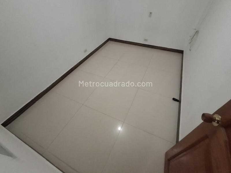 Casa de 4 Alcobas en Robledo, Medellín - 6