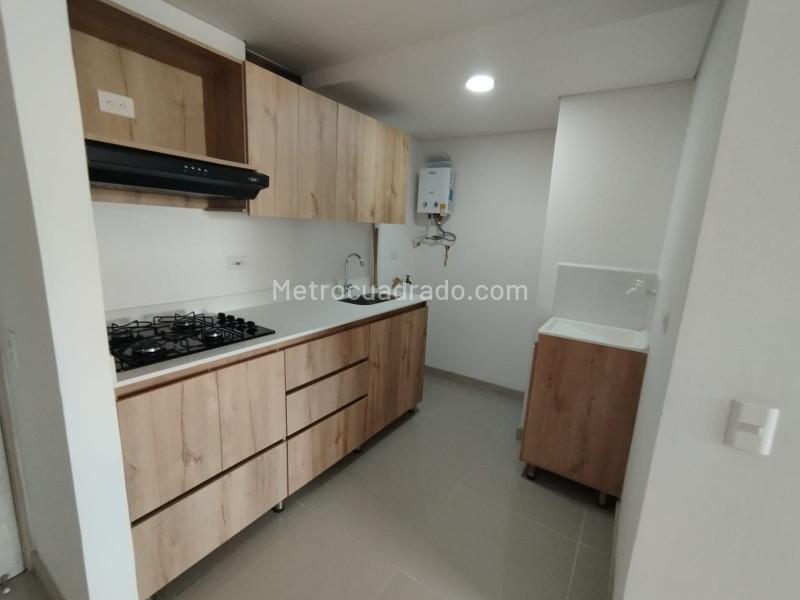 Cozy 2BR Apartment in Pilarica - 4