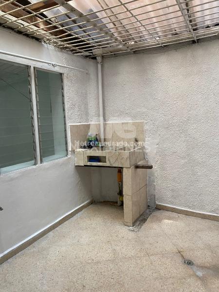 Spacious 3BR House in Belen La Gloria - 9