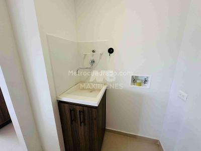 Apartamento de 3 alcobas en venta en San Antonio, Rionegro, 83 m² · foto 5 de 20