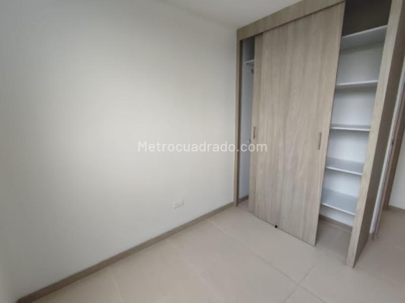 3BR Apartment in Fontibon (58 m²) - 4