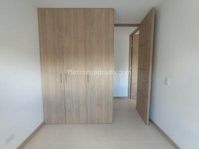 Apartamento de 2 alcobas en arriendo en Barro Blanco, Rionegro, 70 m² · foto 4 de 7