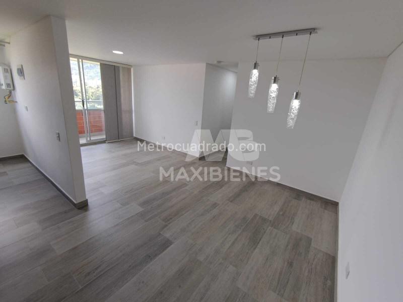 Apartamento en Arriendo, Ferreria, La Estrella - 2