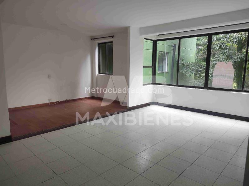 Spacious 3BR Apartment in Belen La Mota