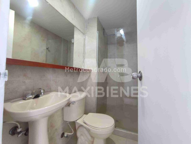 Spacious 3BR Apartment in Belen La Mota - 6