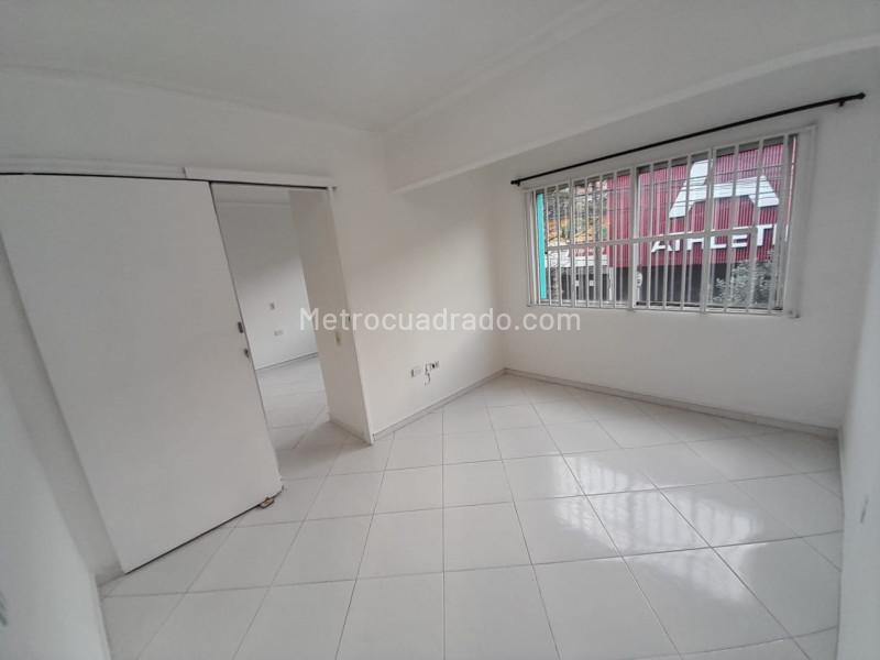 Apartamento Moderno de 2 Alcobas en Manila, El Poblado (70 m²)