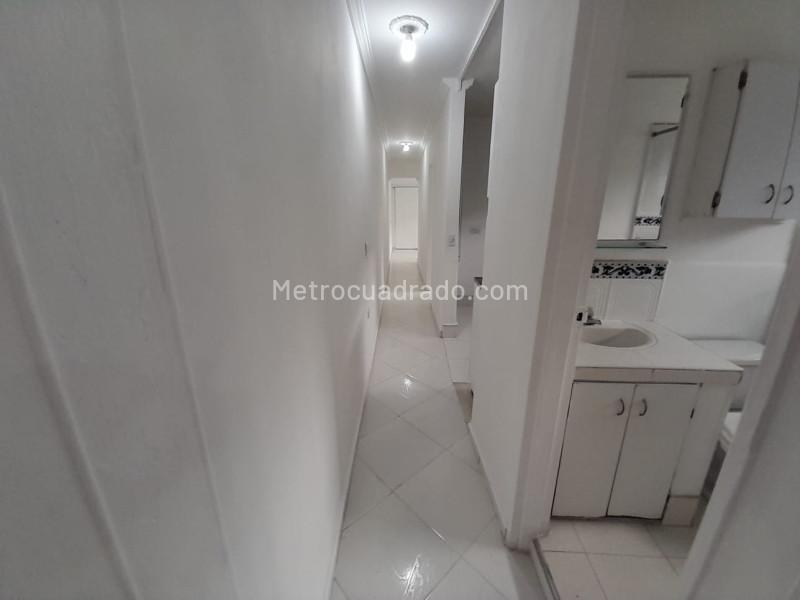 Apartamento Moderno de 2 Alcobas en Manila, El Poblado (70 m²) - 4