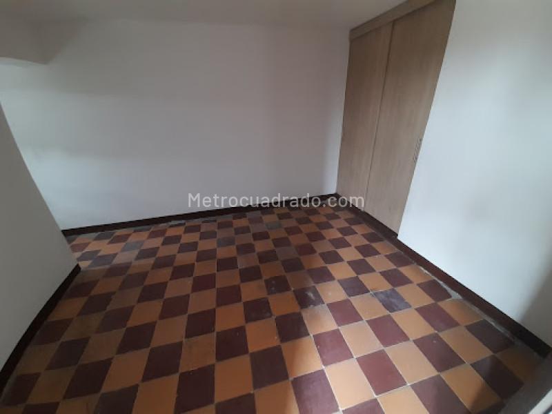 Furnished 5BR House in Santa Lucia - 3