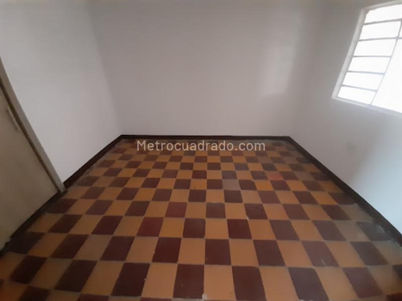 Furnished 5BR House in Santa Lucia - 4