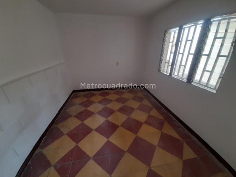 Furnished 5BR House in Santa Lucia - 5