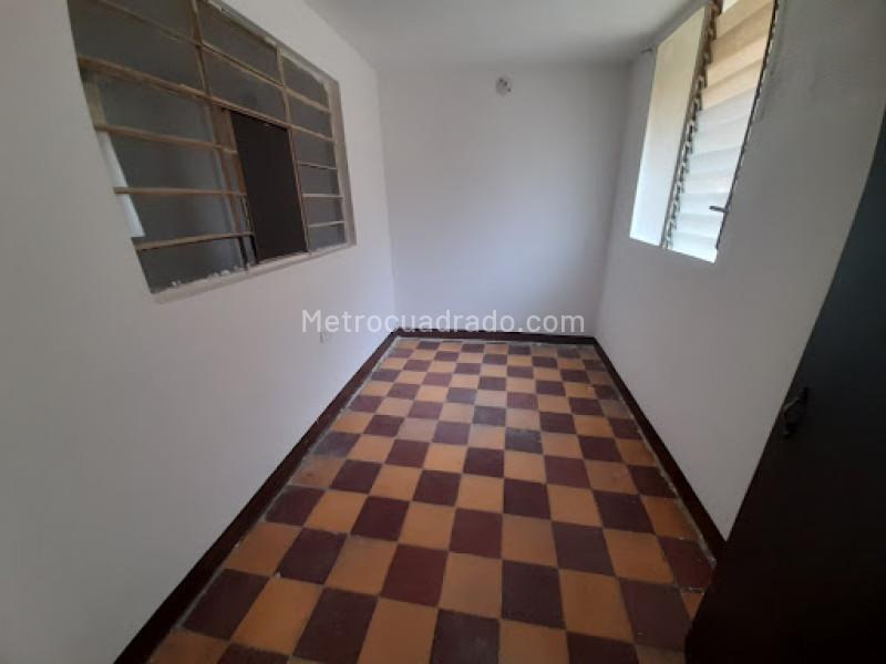 Furnished 5BR House in Santa Lucia - 7