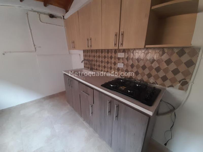 Furnished 5BR House in Santa Lucia - 9