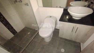 Apartamento en venta en Florida Nueva, Medellín · foto 3 de 10