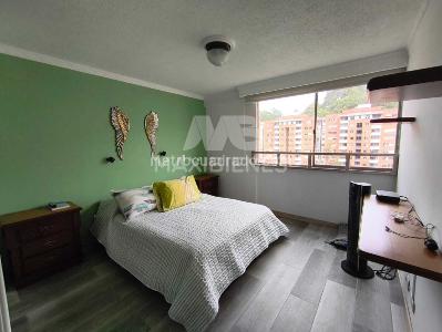 Apartamento en venta en La Almeria, Medellín · foto 5 de 12