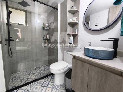 Apartamento en venta en La Almeria, Medellín · foto 10 de 12