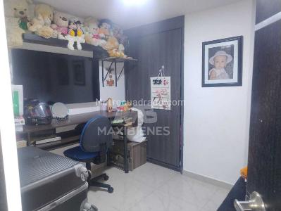 Apartamento de 3 alcobas en venta en Estadio, Medellín, 80 m² · foto 14 de 15