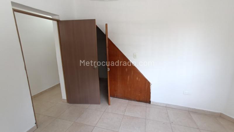 2BR House for Rent in La America - 3
