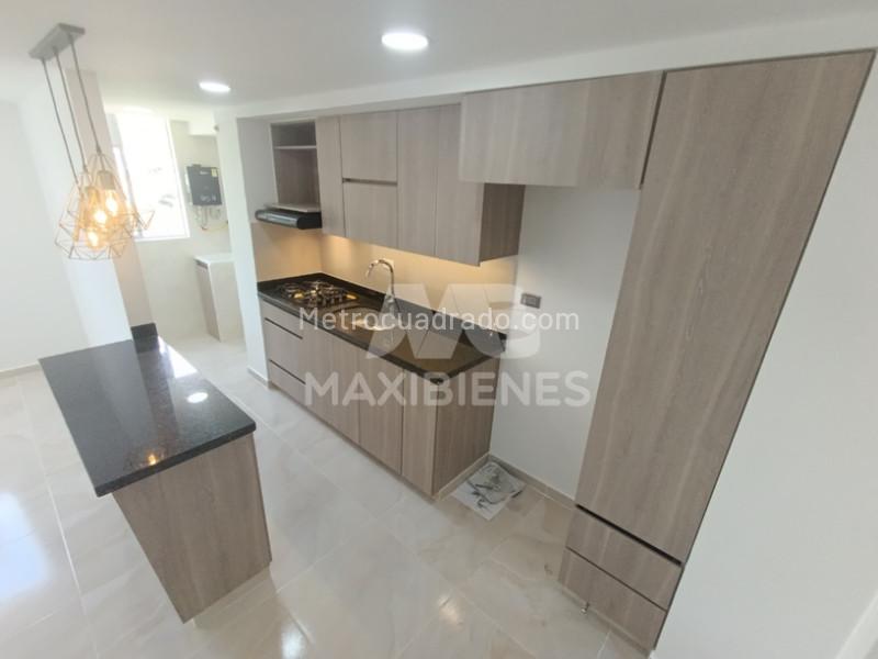 2BR Apartment for Rent in Calasanz with Amenities - 2