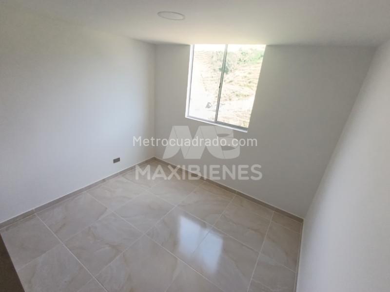 2BR Apartment for Rent in Calasanz with Amenities - 6