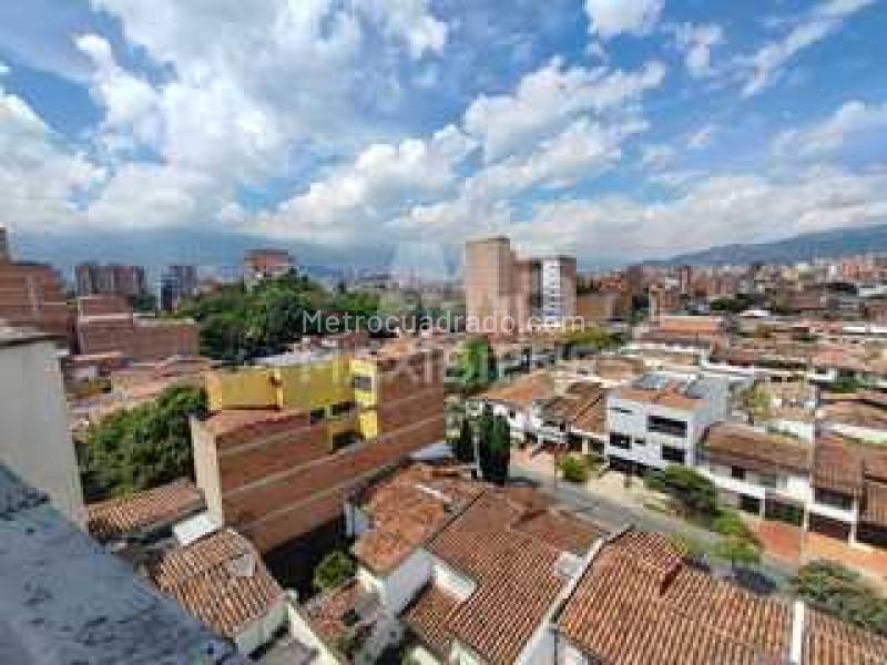3BR Apartment for Rent in Los Colores with Terrace & Elevator - 2