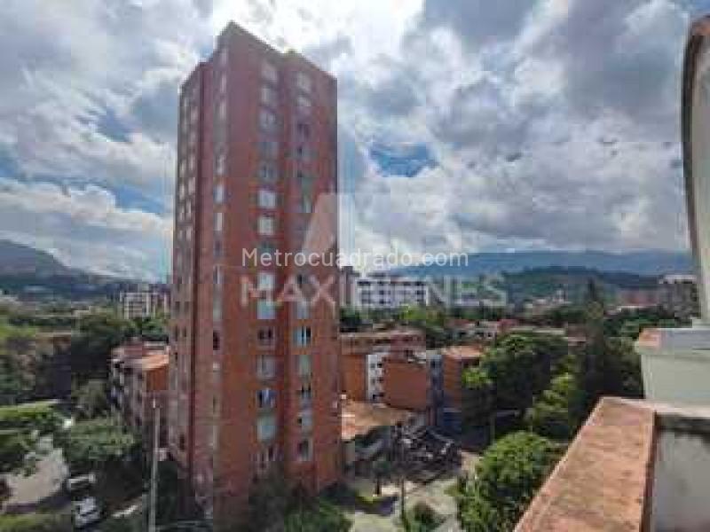 3BR Apartment for Rent in Los Colores with Terrace & Elevator - 5