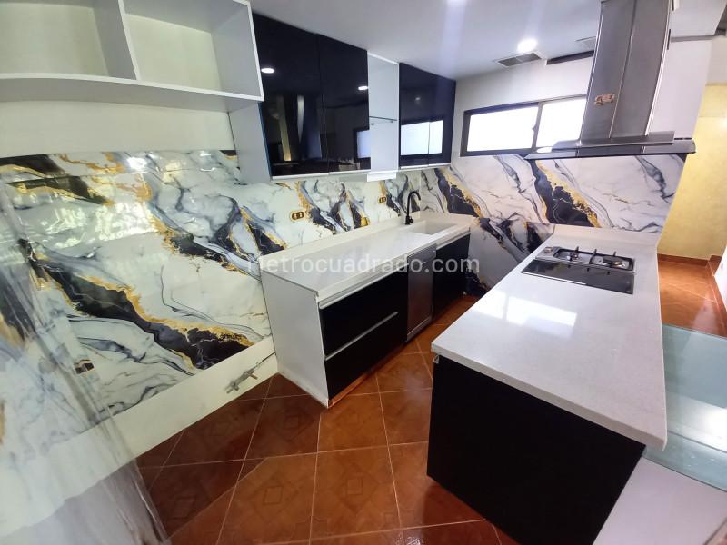 Apartamento Cómodo de 3 Alcobas en Estadio - 2