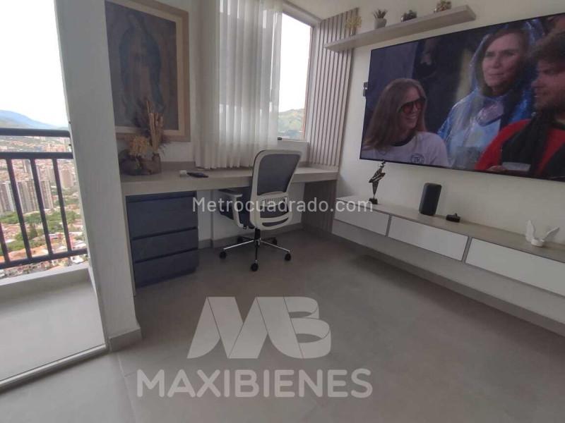 2BR Apartment in Serramonte (54 m²)