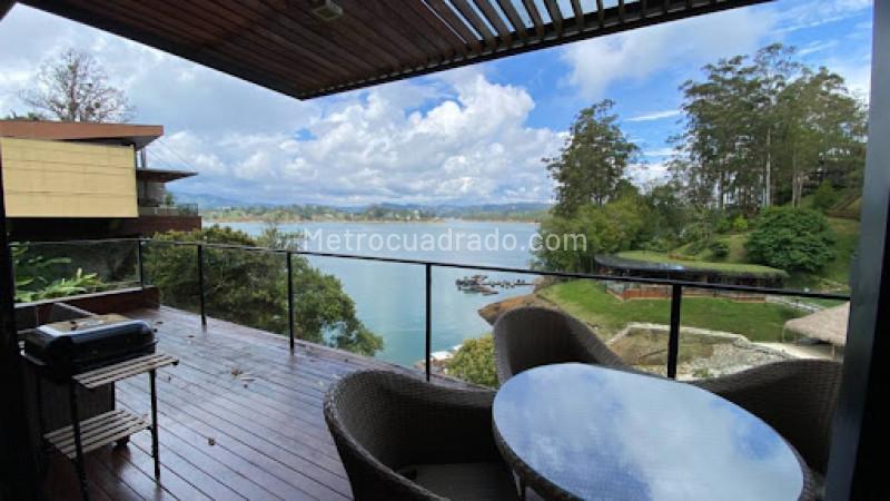 Acogedora cabaña de 2 habitaciones con jacuzzi cerca de Guatapé