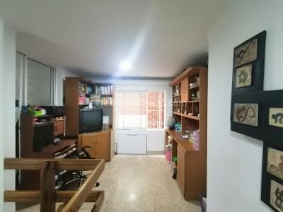 Apartamento de 4 alcobas en venta en Laureles, Medellín, 189 m² · foto 5 de 13