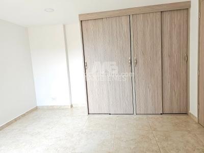 Apartamento de 3 alcobas en venta en Bello, Bello, 74 m² · foto 5 de 17
