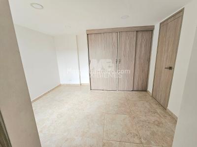 Apartamento de 3 alcobas en venta en Bello, Bello, 74 m² · foto 10 de 17