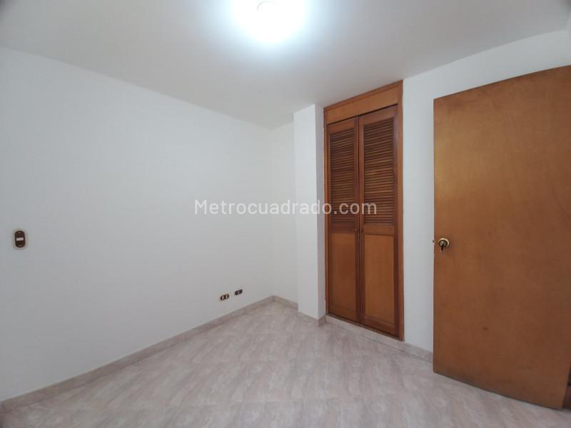 4BR Apartment in La Floresta - 4