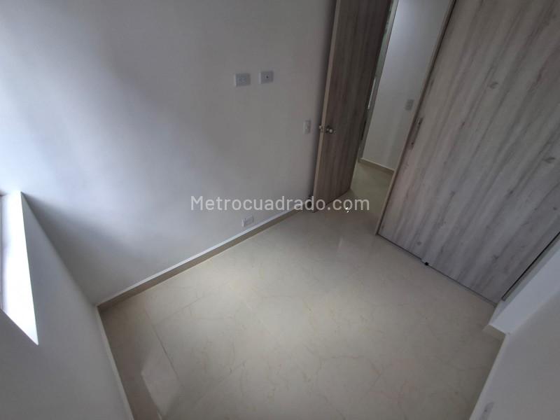 Charming 3BR Apartment in Pajarito - 7