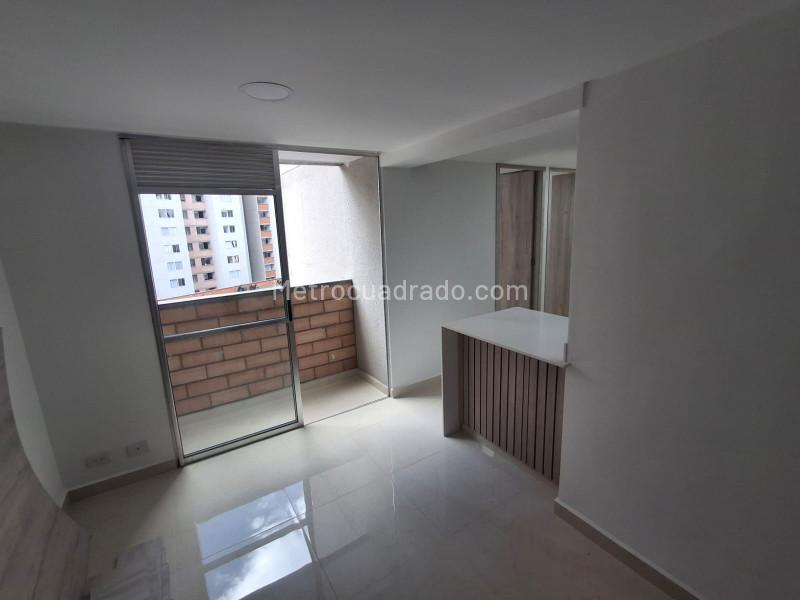 Charming 3BR Apartment in Pajarito - 8