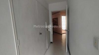 Apartamento en venta en Laureles, Medellín · foto 10 de 16