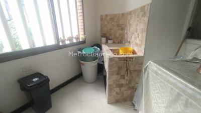 Apartamento en venta en Laureles, Medellín · foto 12 de 16